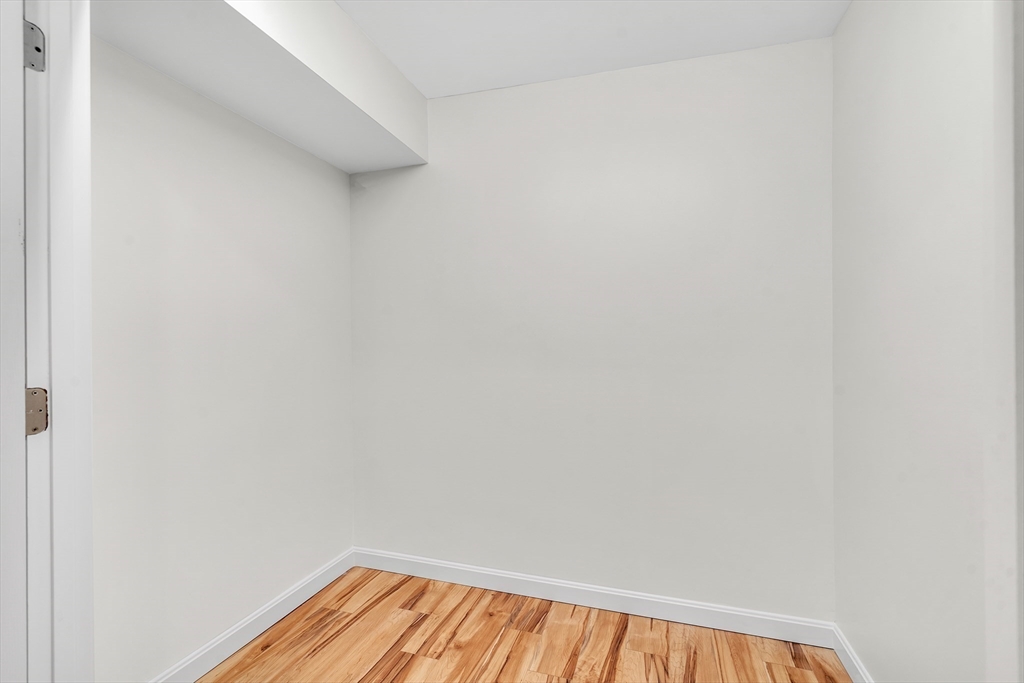 4 Percival St # 4
