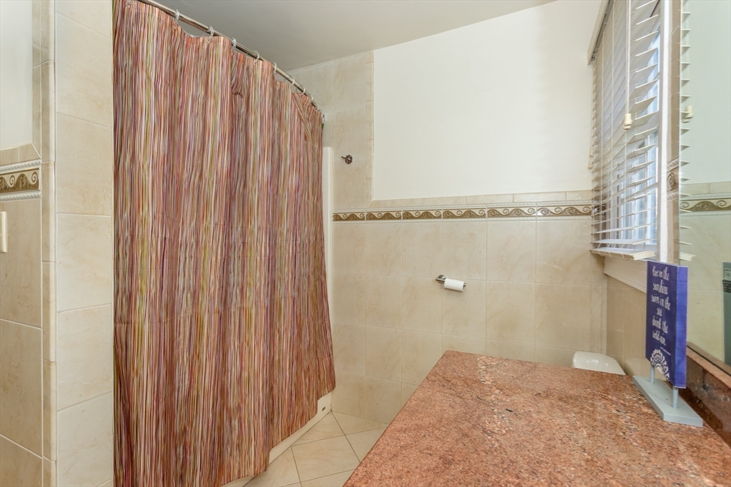 605 Middle St # 25