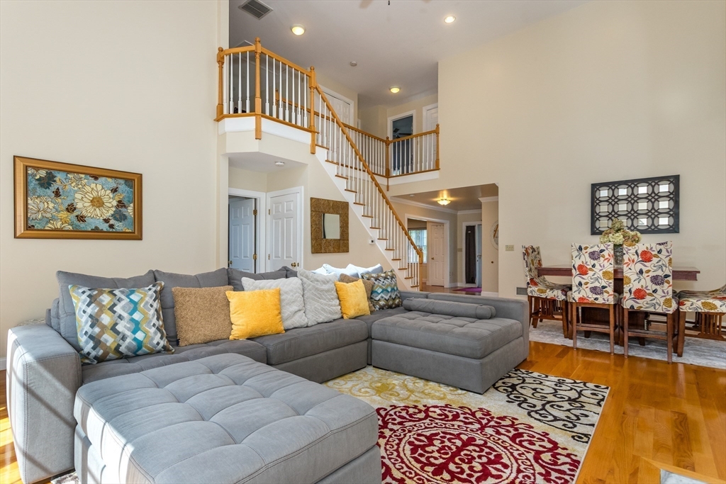 605 Middle St # 25