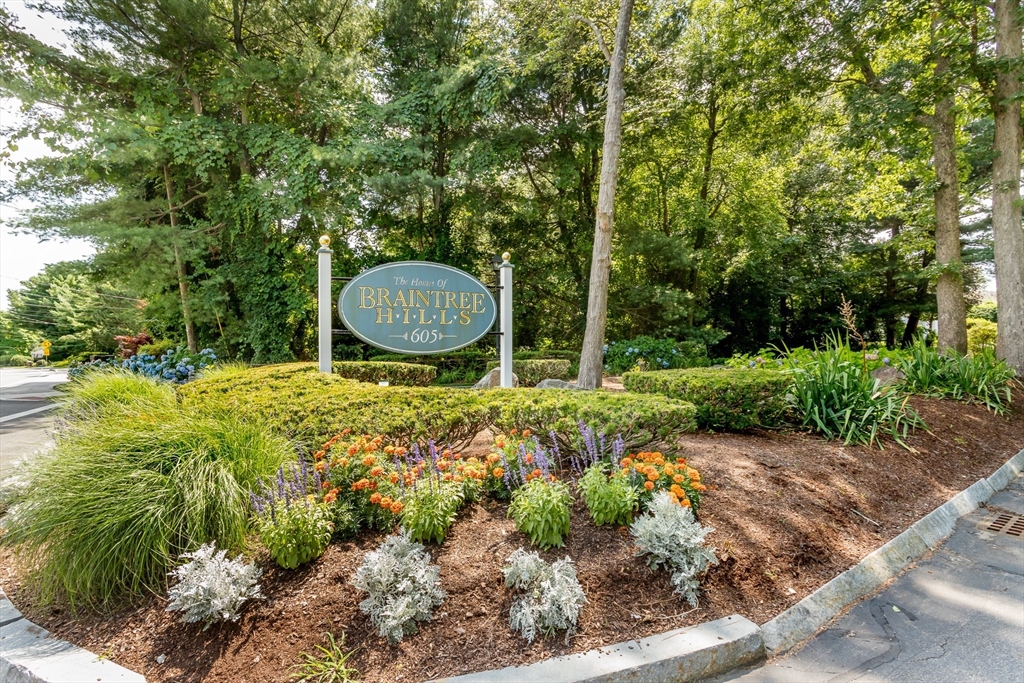 605 Middle St # 25