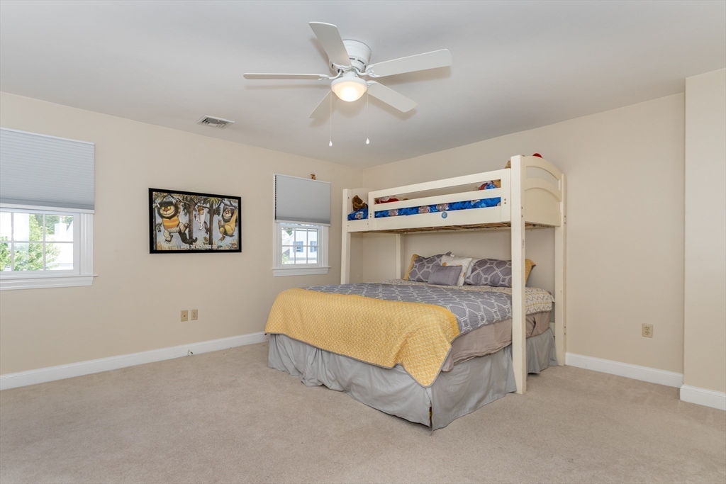 605 Middle St # 25