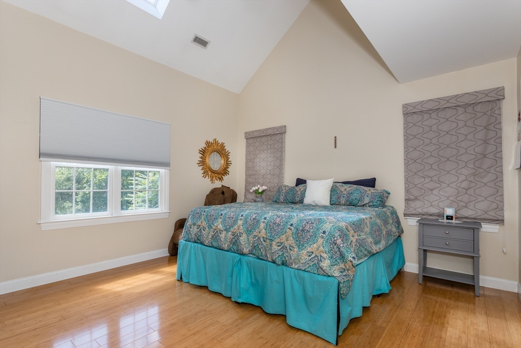 605 Middle St # 25