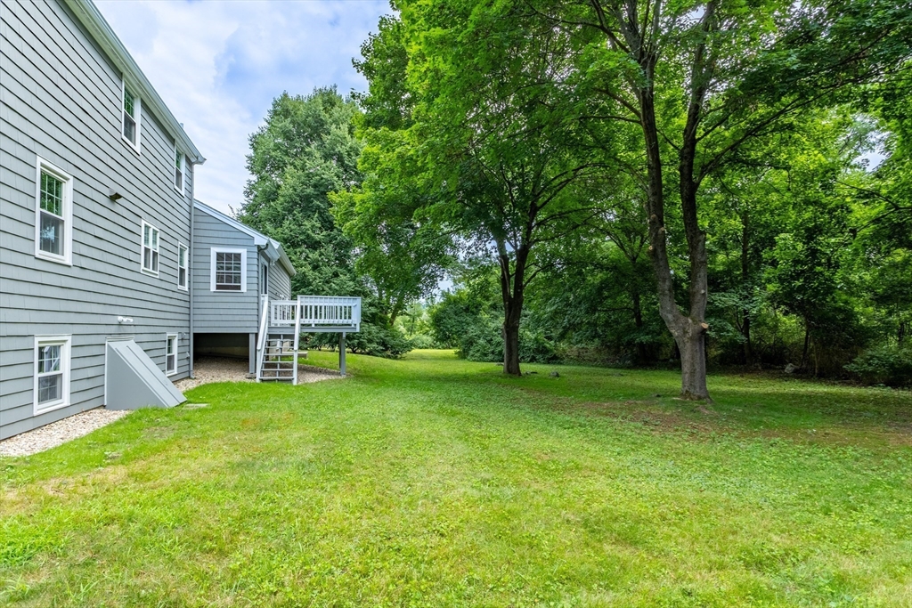99 Blossomcrest Rd.