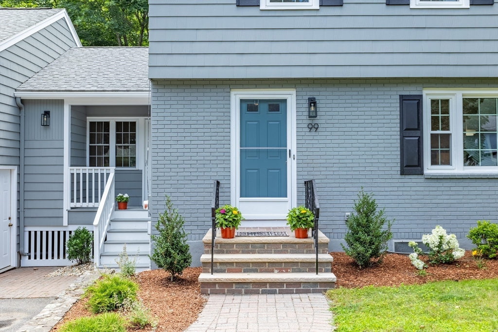99 Blossomcrest Rd.