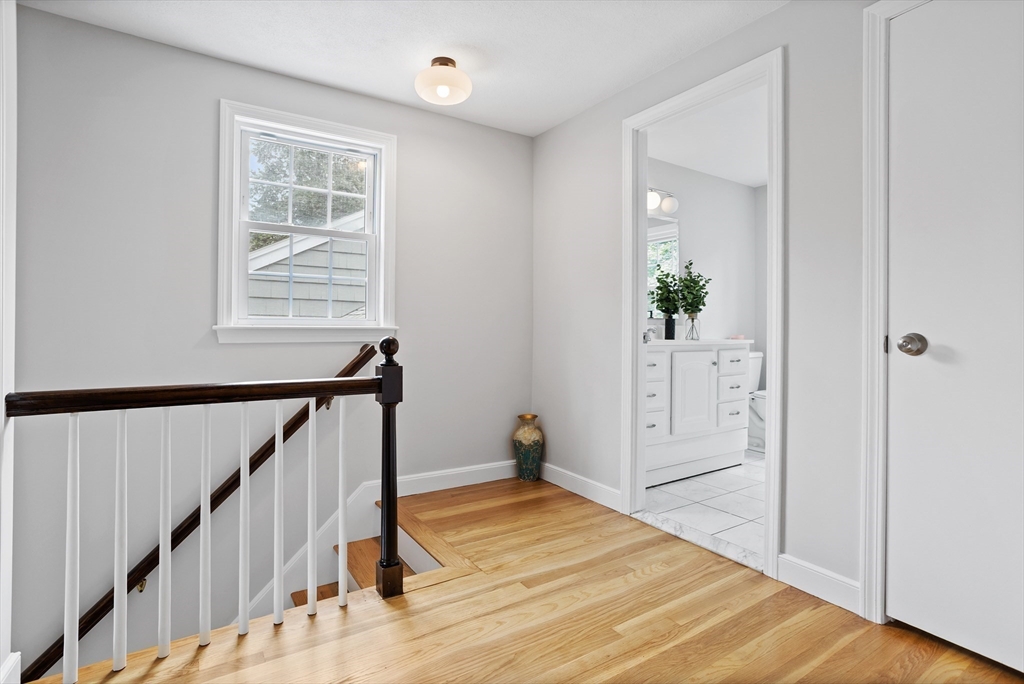 99 Blossomcrest Rd.