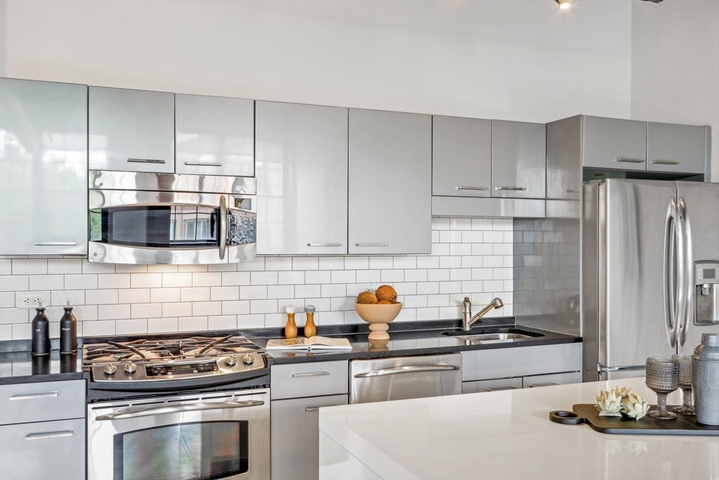 942-944 Dorchester Ave # 30