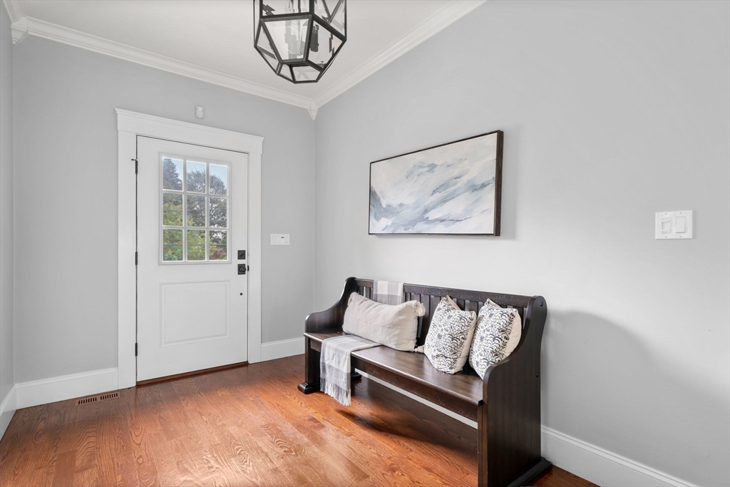 79 Hillsdale Rd