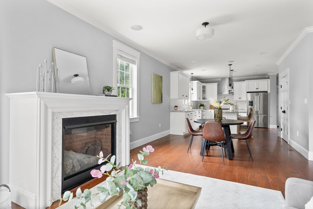 79 Hillsdale Rd