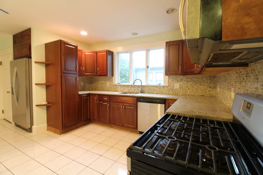 25 7th Street # 2