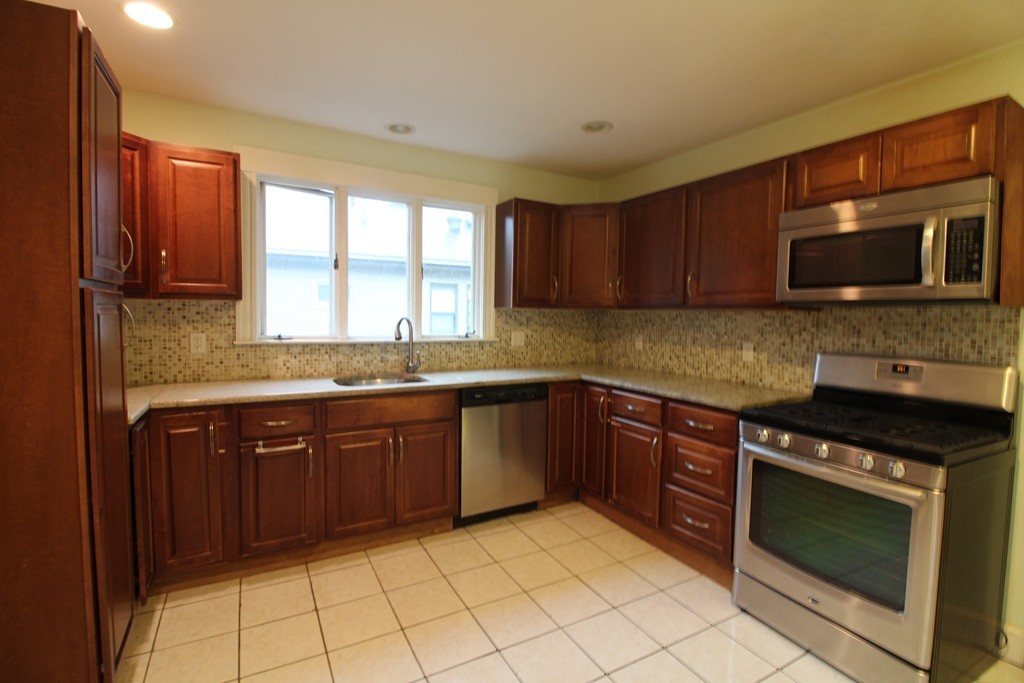 25 7th Street # 2