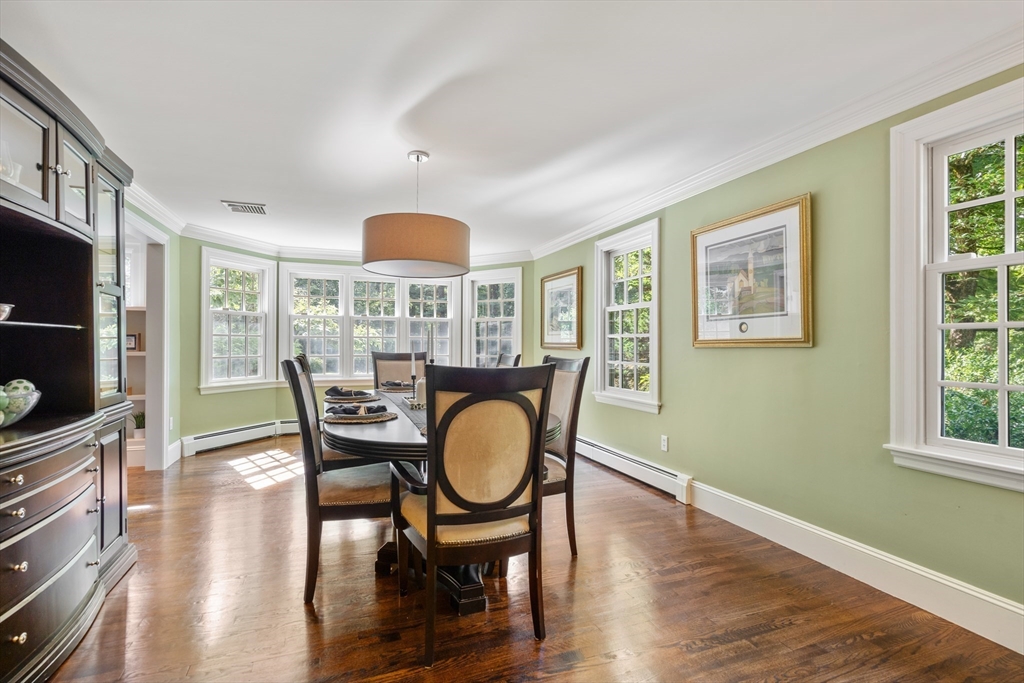15 Lands End Lane