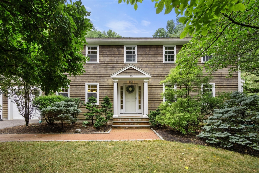 15 Lands End Lane