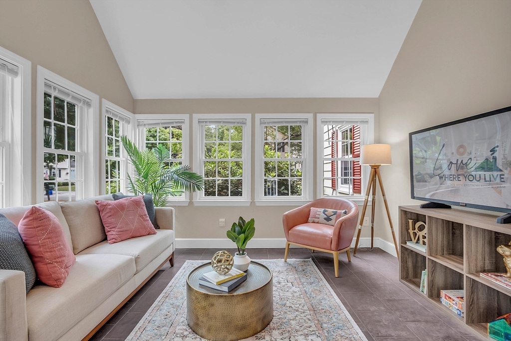 34 Houlton Street