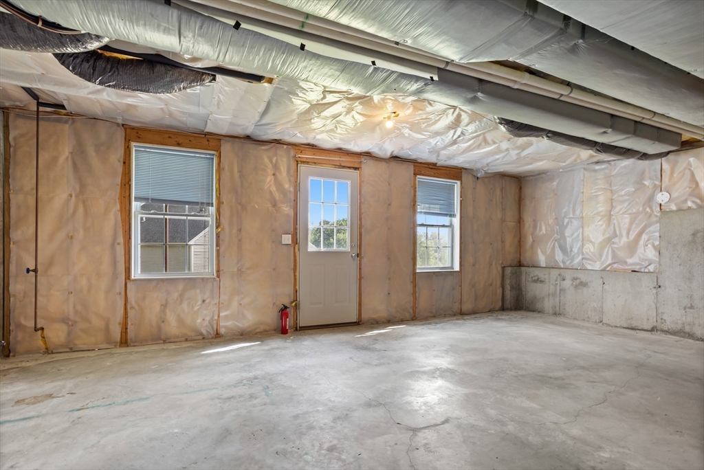 84 Joyce Ln