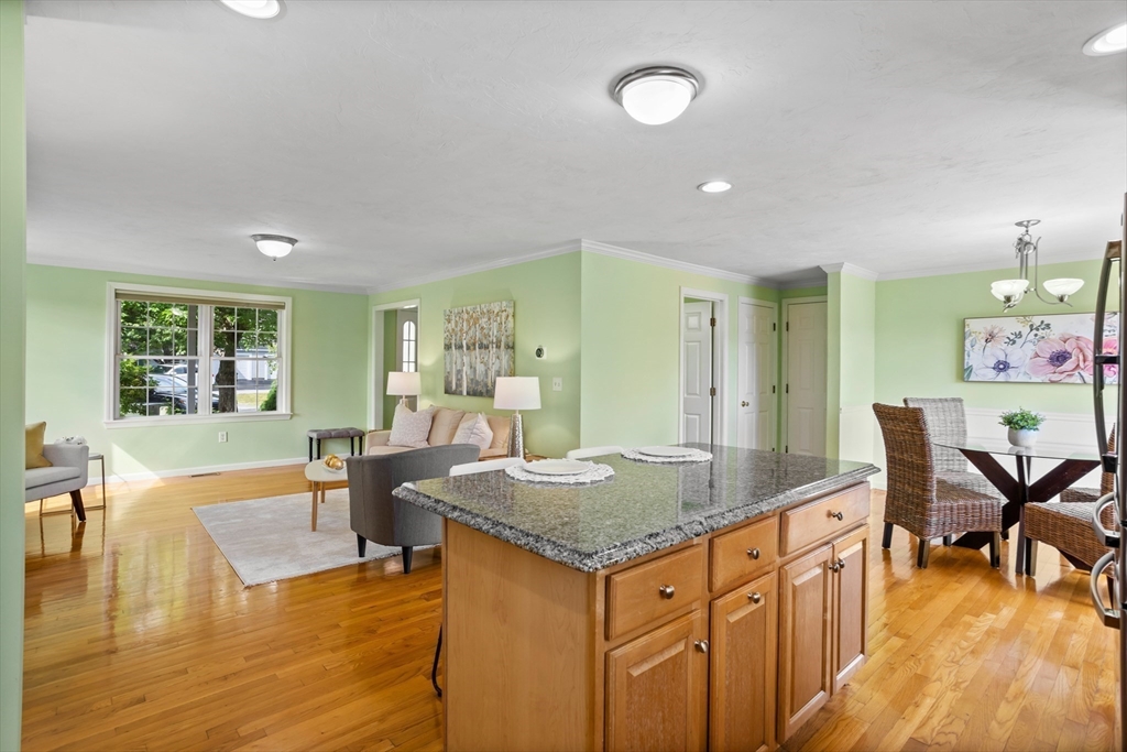 84 Joyce Ln