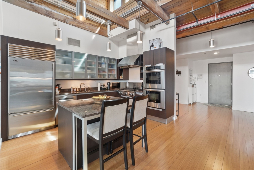9 W Broadway # 607