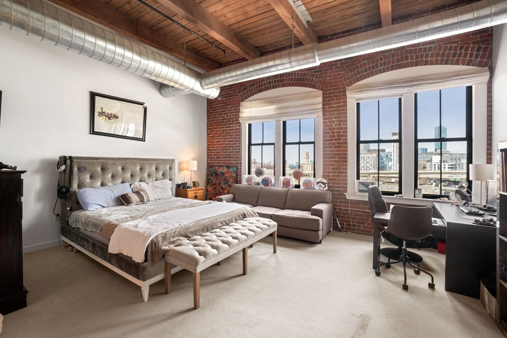 9 W Broadway # 607