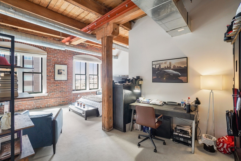 9 W Broadway # 607