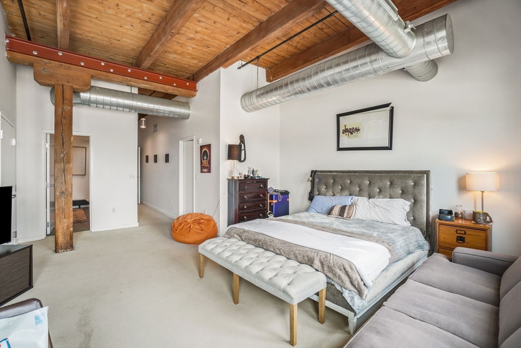 9 W Broadway # 607