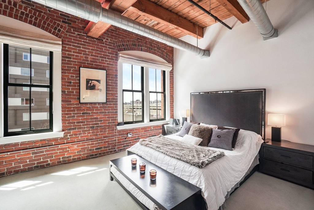 9 W Broadway # 607