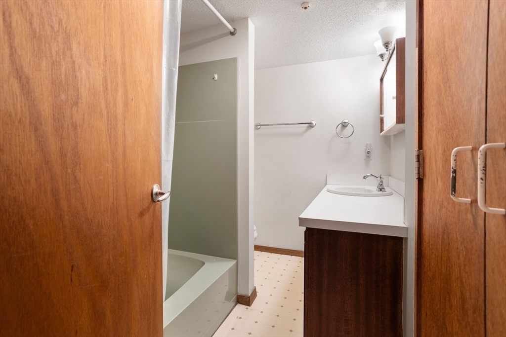 553 Great Elm Way # 553