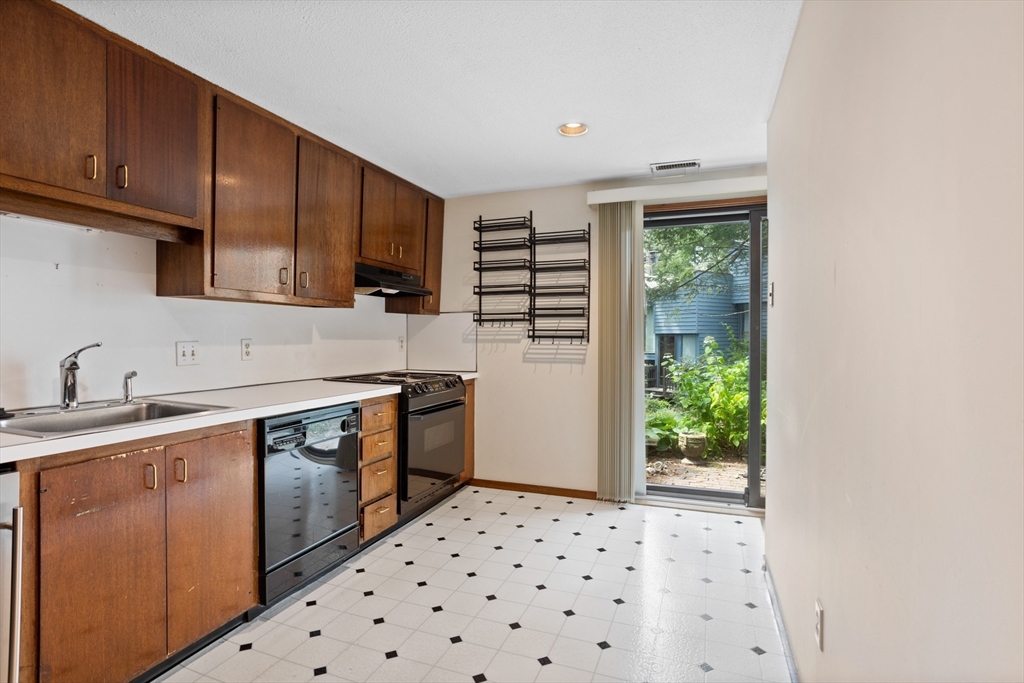 553 Great Elm Way # 553