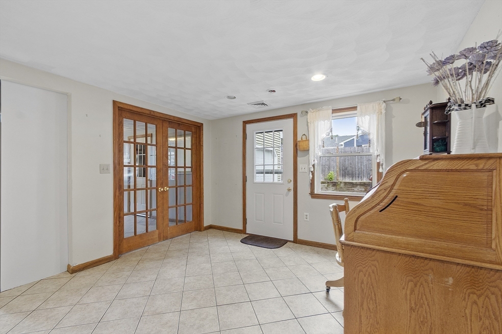 5 Elizabeth Rd