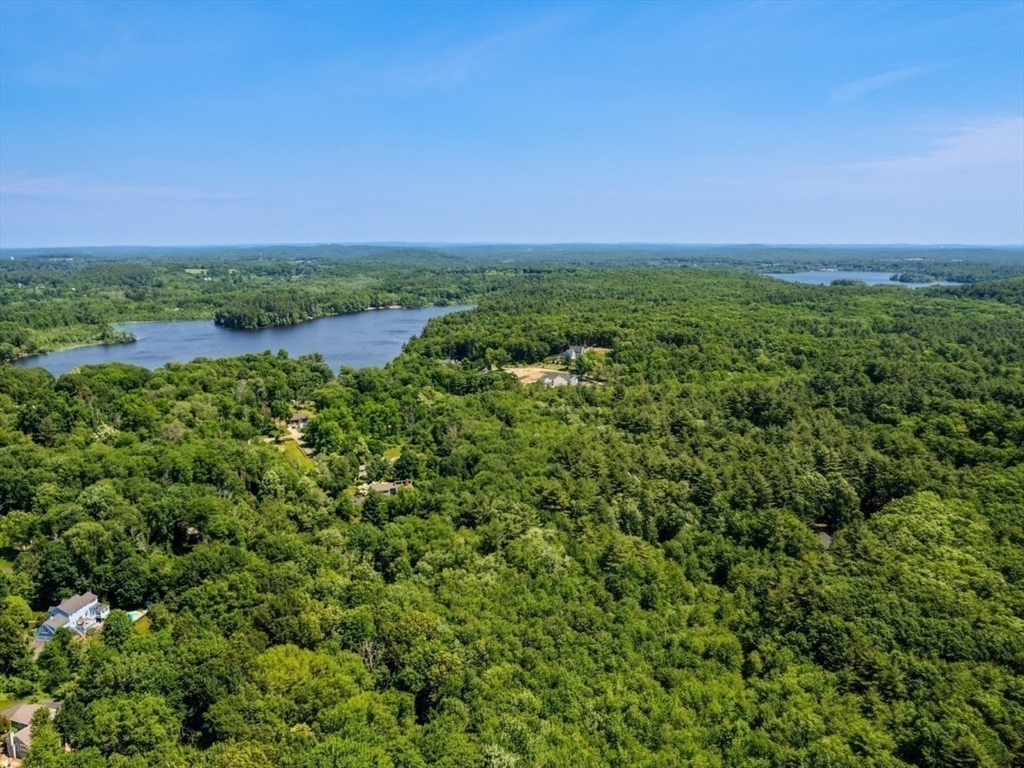 1 Cherokee Road