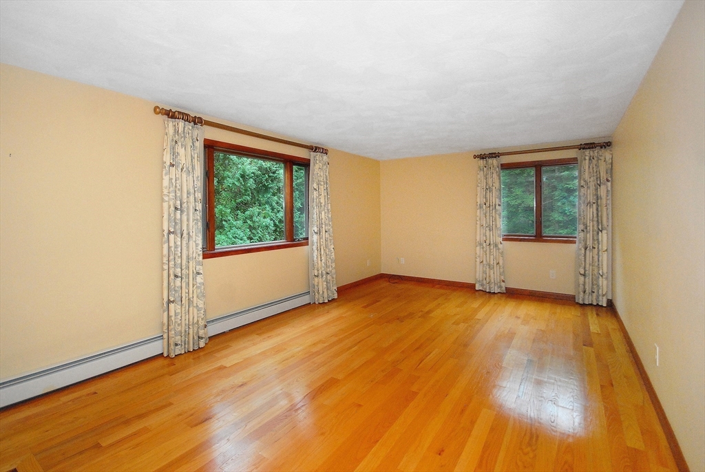 56 Osceola Dr