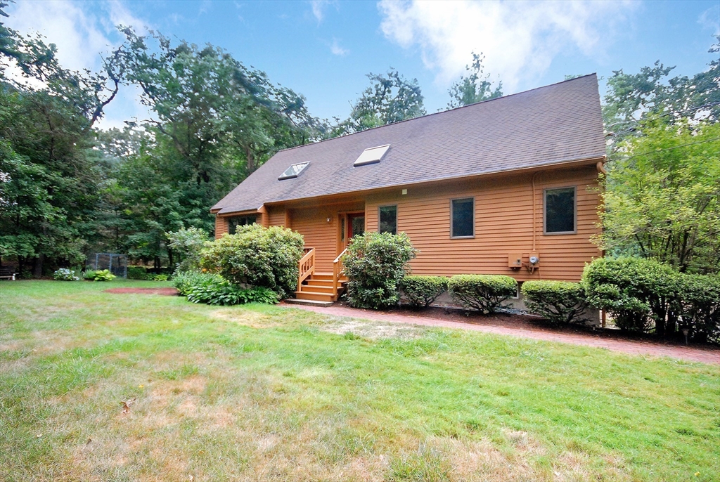 56 Osceola Dr