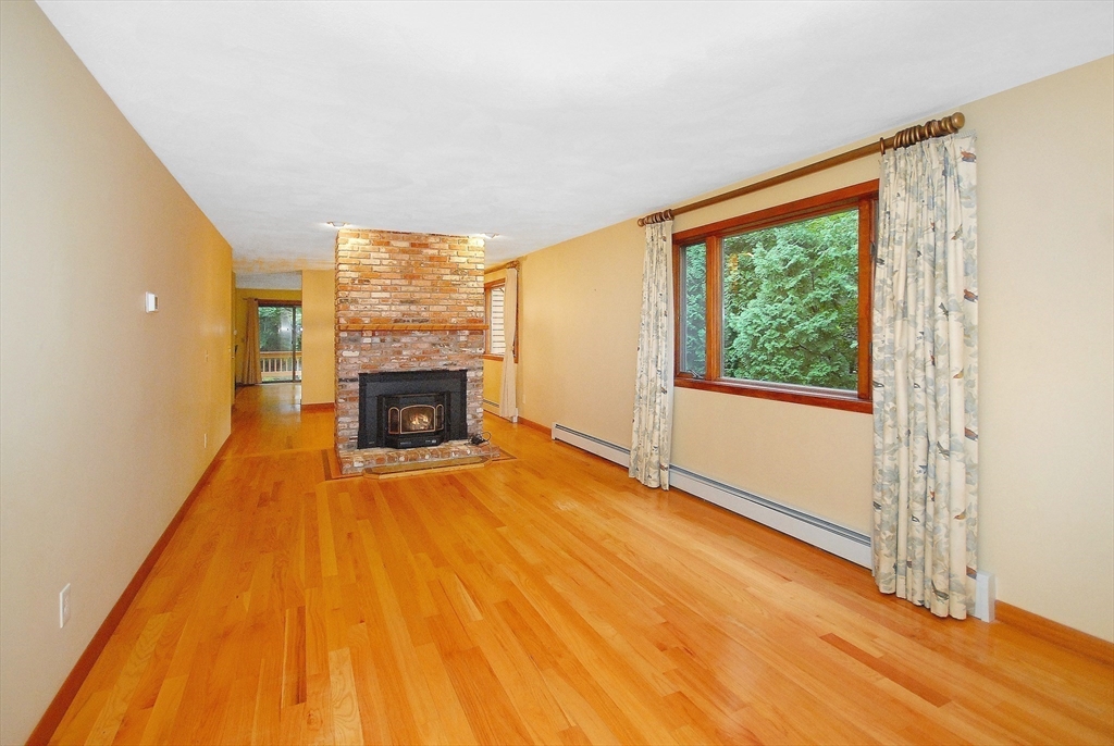 56 Osceola Dr