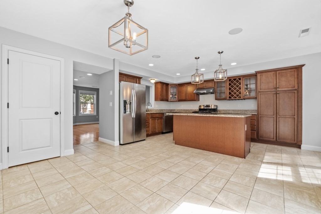 22 Kensington Way # 22