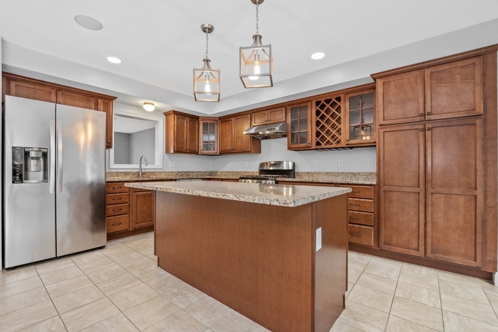22 Kensington Way # 22