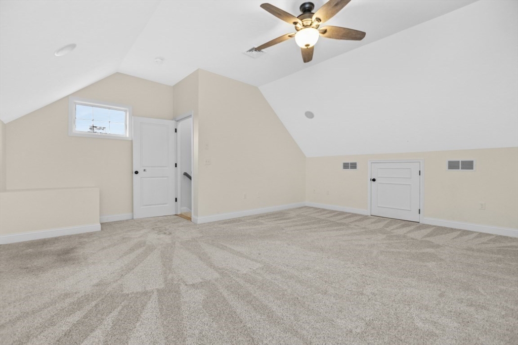 22 Kensington Way # 22