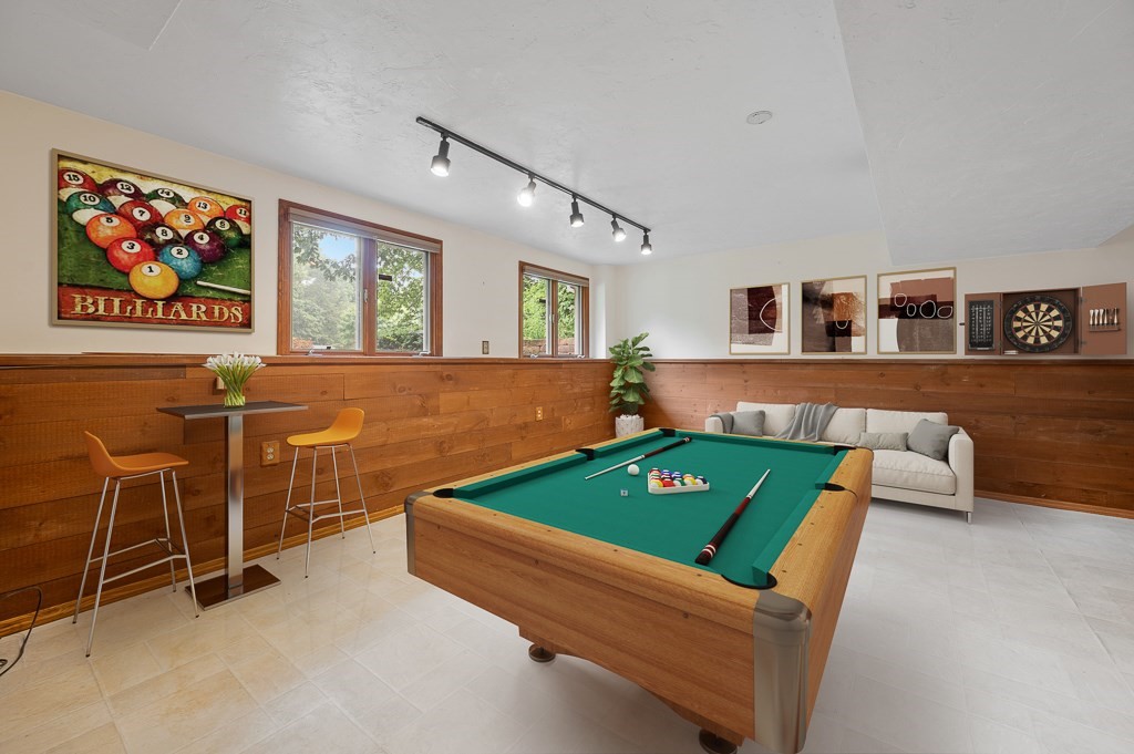 15 Bluegrass Lane