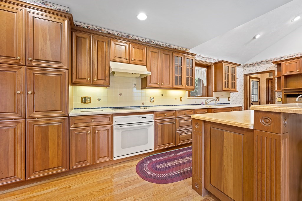 15 Bluegrass Lane