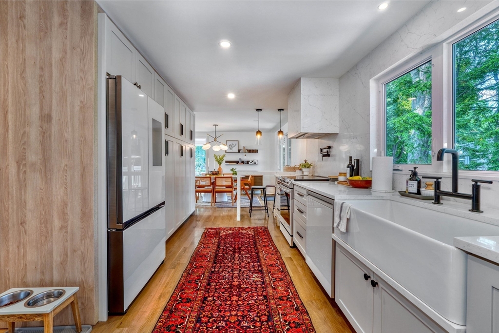 9 Blossom Hill Rd