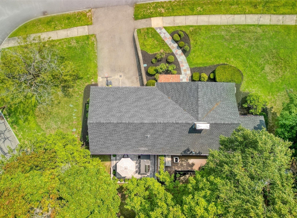 9 Blossom Hill Rd