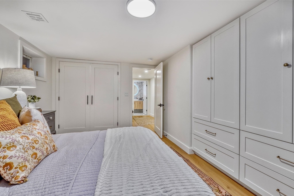 9 Blossom Hill Rd