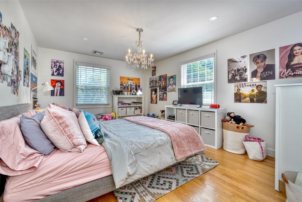 9 Blossom Hill Rd