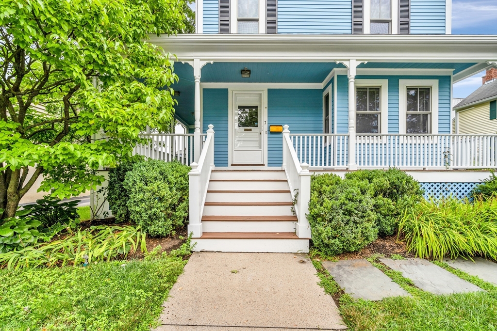 7 Raymond St