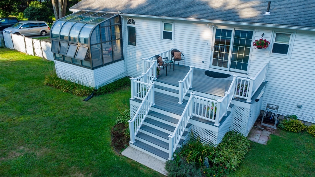 24 Colony Rd
