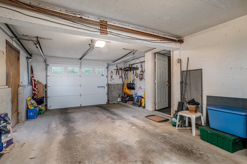 24 Colony Rd