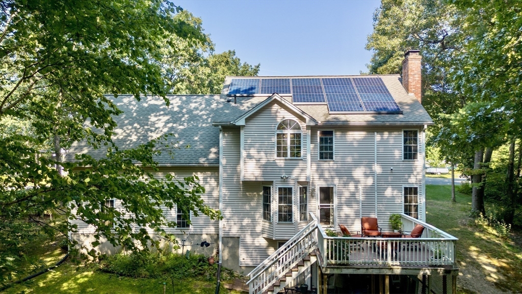 519 Johnny Appleseed Ln