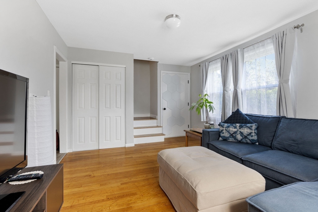 7 Pondover Rd # 7