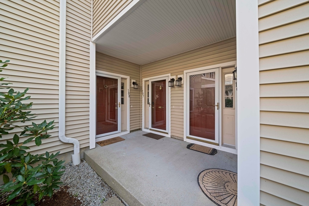 108 Bradford Commons Ln # 108