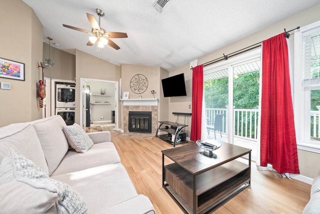 108 Bradford Commons Ln # 108