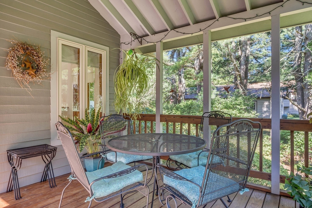 293 Taylor Rd