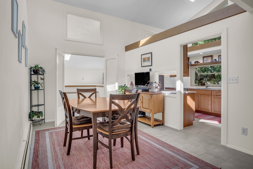 293 Taylor Rd