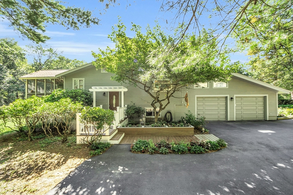 293 Taylor Rd